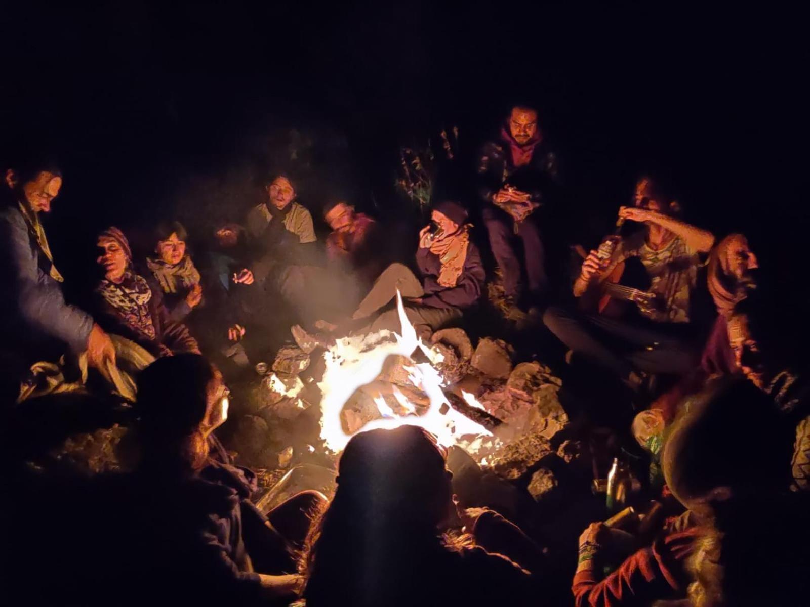 Intihuatana Hostel Писак Екстериор снимка