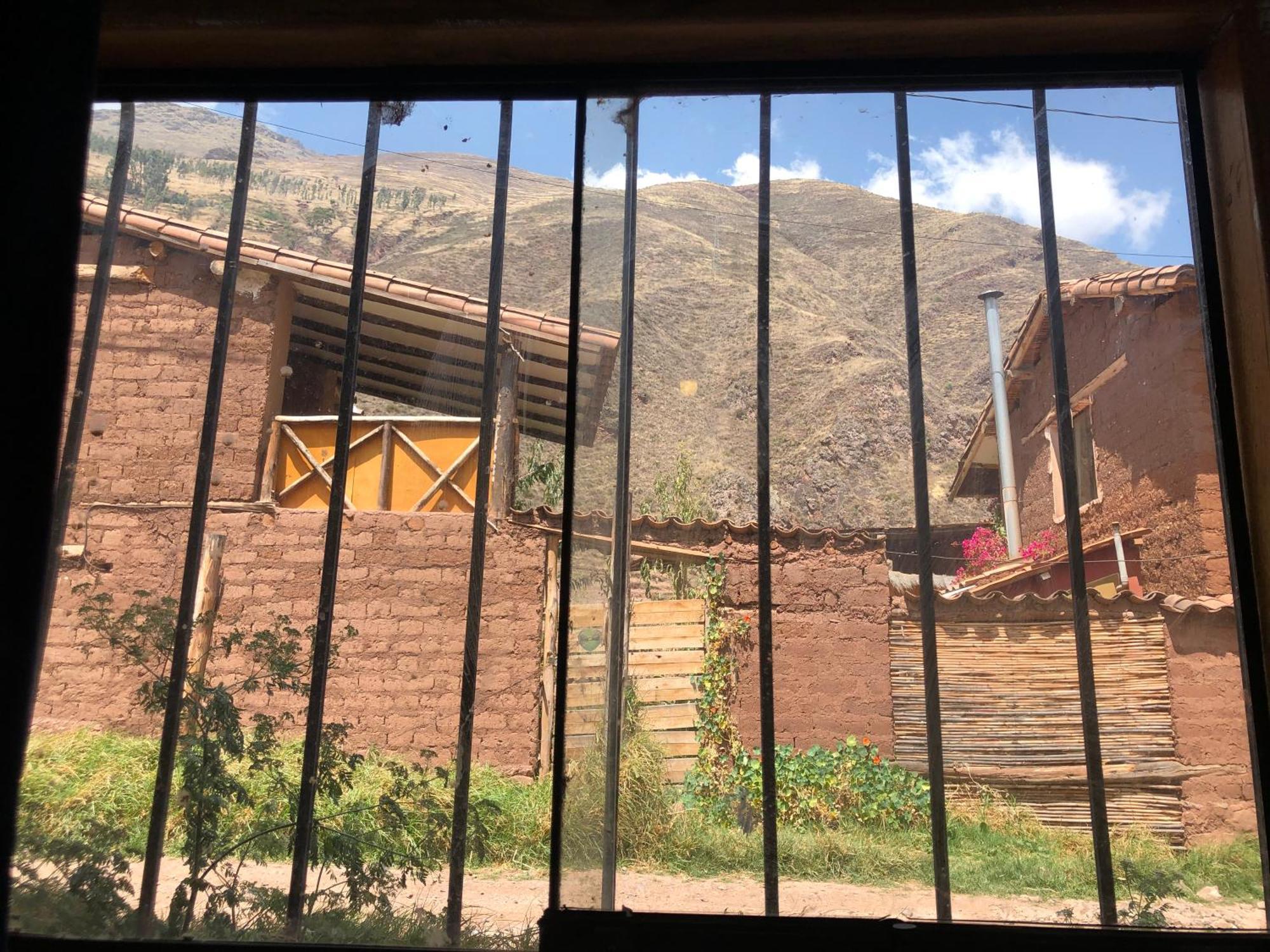 Intihuatana Hostel Писак Екстериор снимка