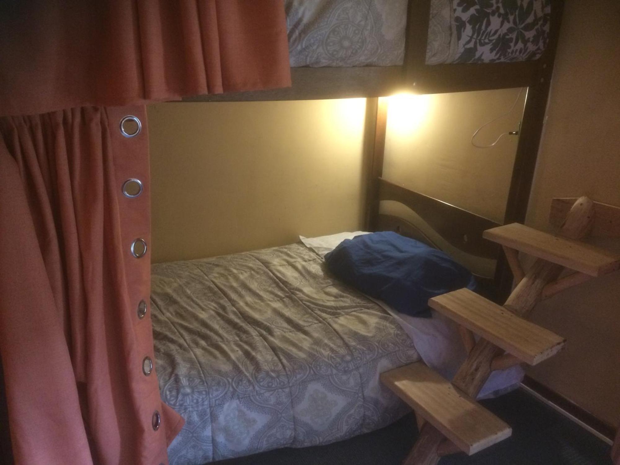 Intihuatana Hostel Писак Екстериор снимка